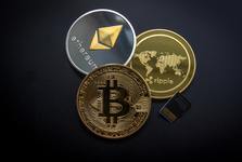 Z výhodné investice do kryptoměn se vyklubal podvod. Muž z Hodonínska přišel o 2 miliony
